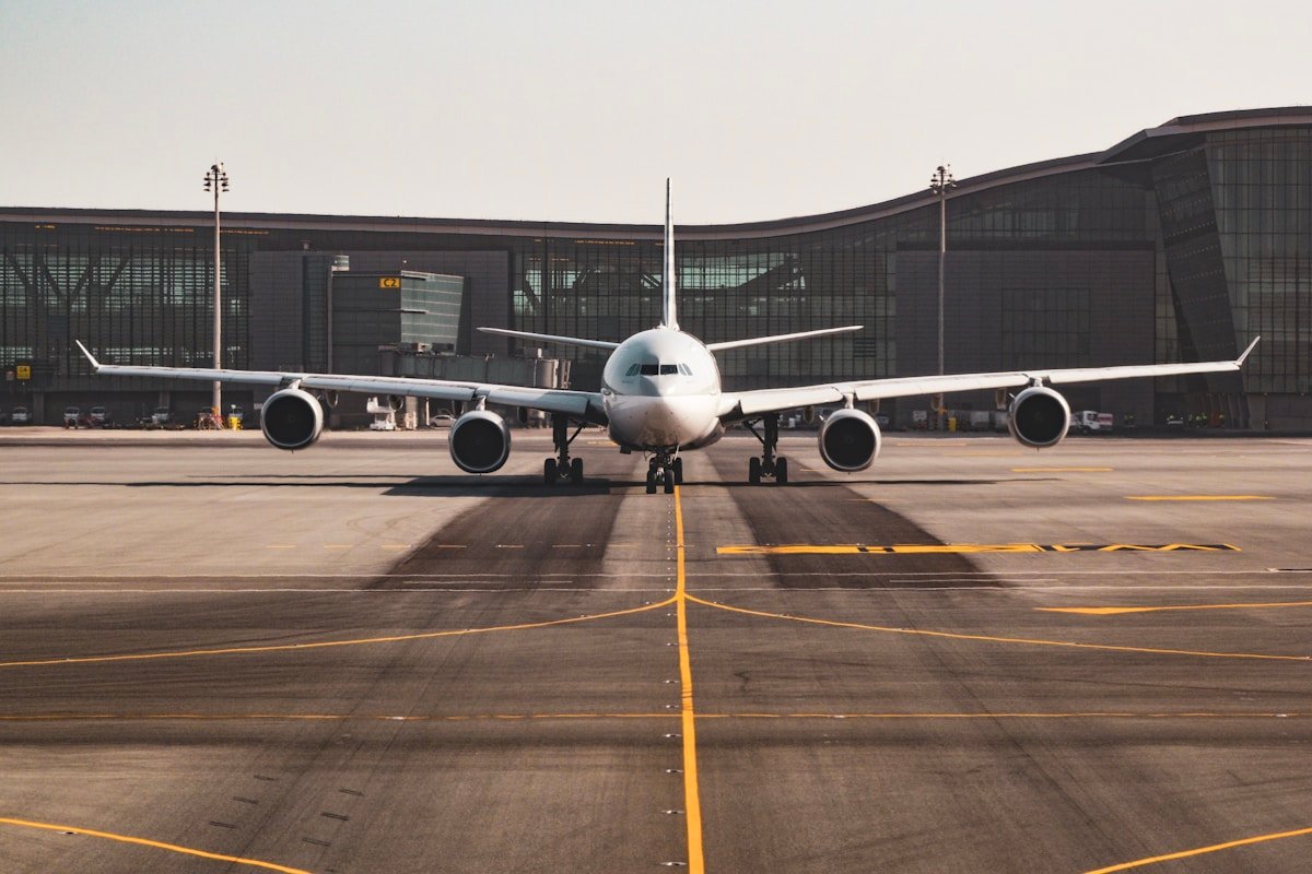 Goa Airport Guide: Dabolim & Mopa — Transfers, Tips & Logistics